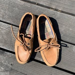Sperry Topsiders
